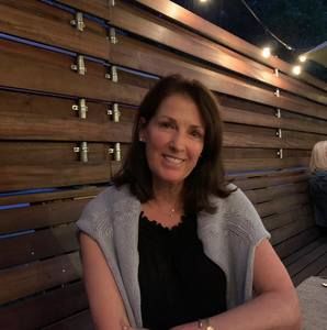 Meet your Posher, Carolyn